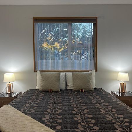 אואהמרו Asure Ambassador Motor Lodge מראה חיצוני תמונה
